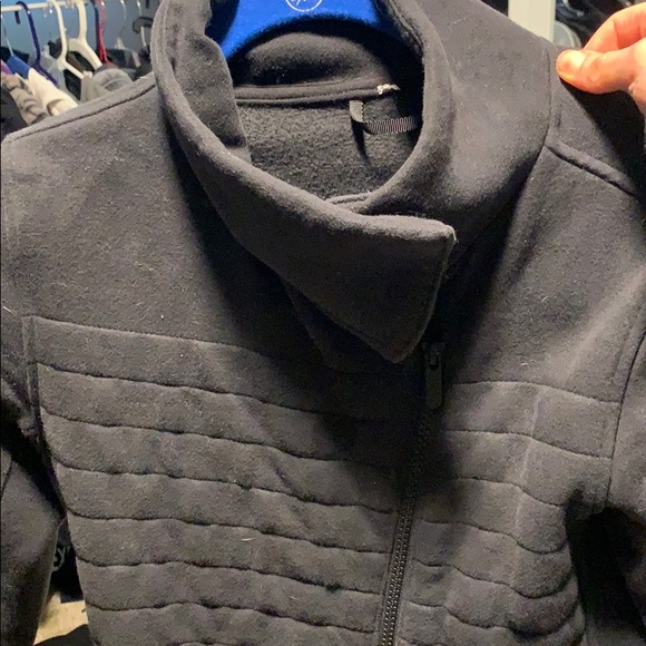 Lululemon Jacket - Picture 4 of 5